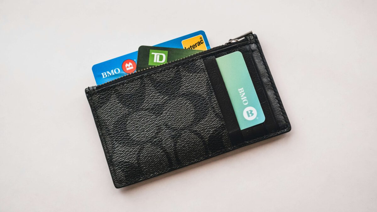 Best Banks for Young Professionals in Vancouver